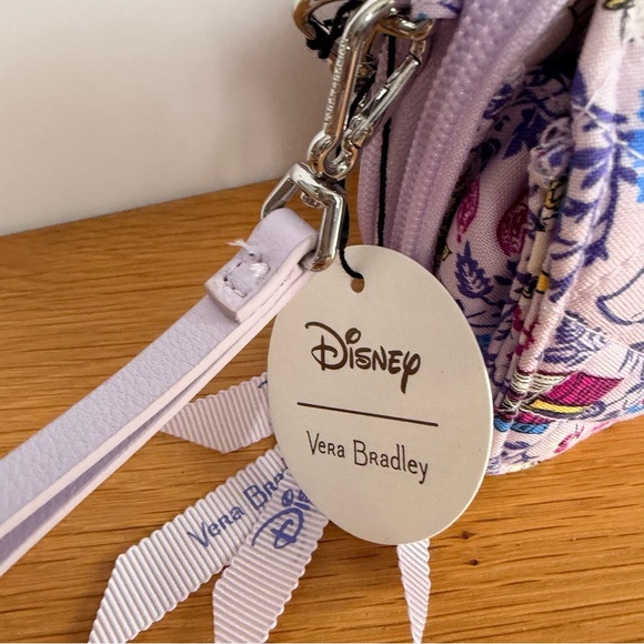 Disney x Vera Bradley Belle Floral RFID Wristlet Wallet Purple NWT - Picture 4 of 13